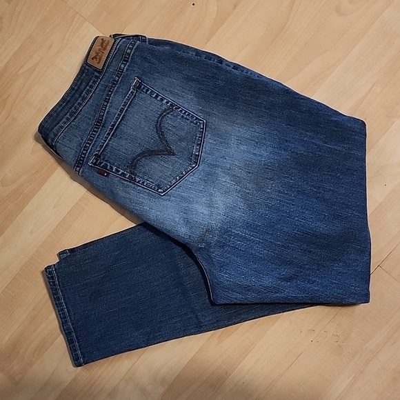 Levi's Mid-rise Skinny Jeans - Picture 2 of 4